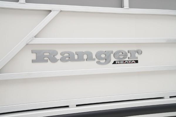 2025 Ranger Reata 243C - 32