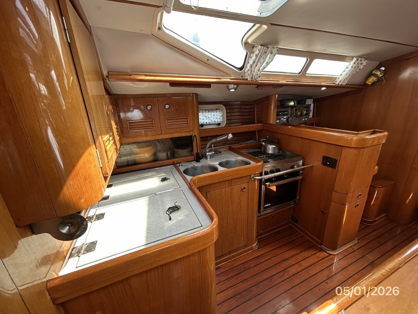 1990 Beneteau Oceanis 500 - Image 53