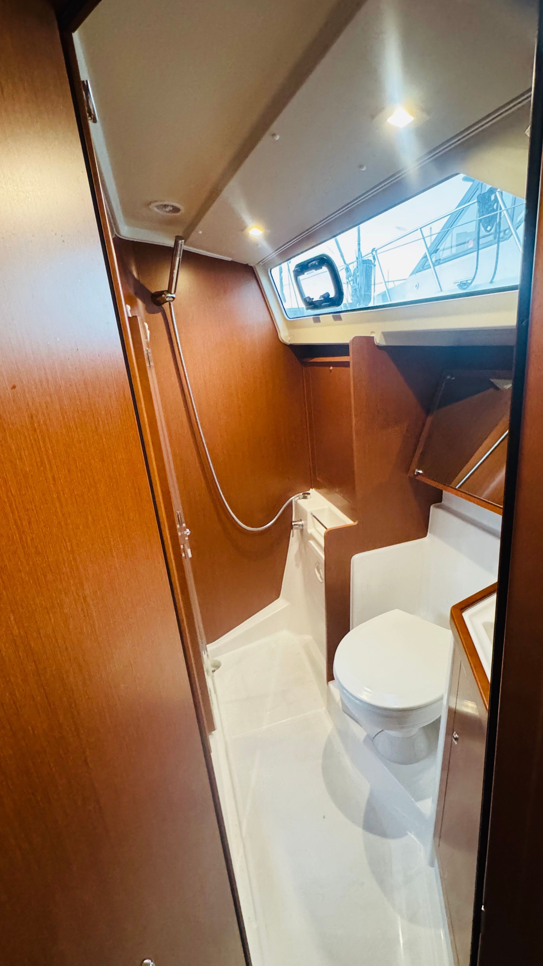 2018 Beneteau Oceanis 41.1 - 19