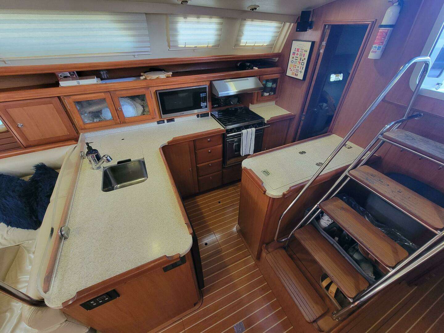 2009 Hunter — - Image 3
