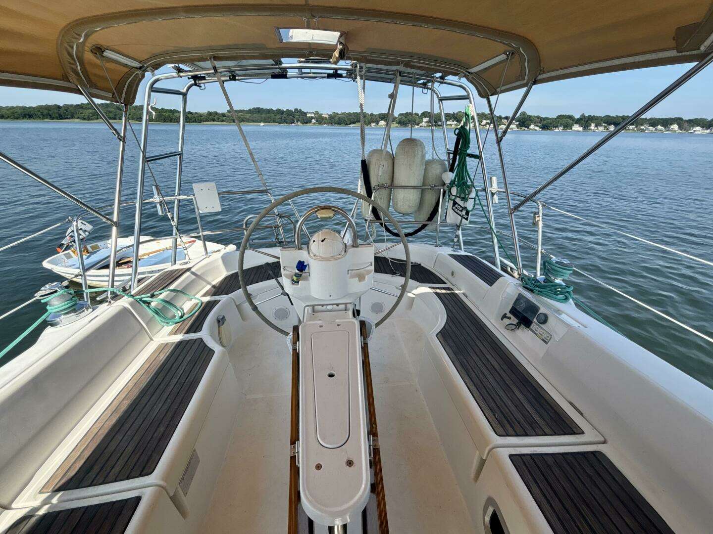 2004 Beneteau 423 - Image 10