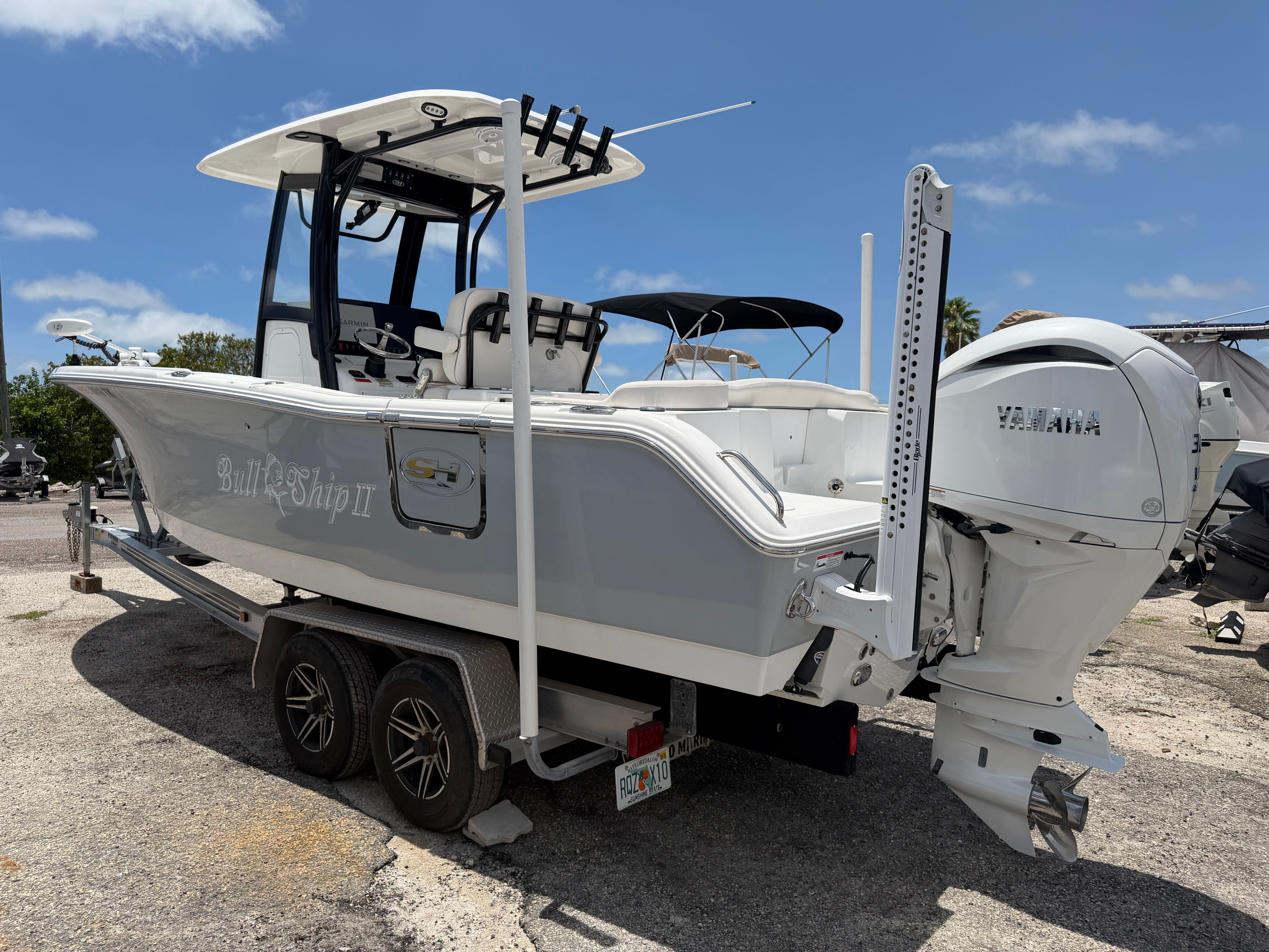 2023 Sea Hunt Ultra 255 SE - 3