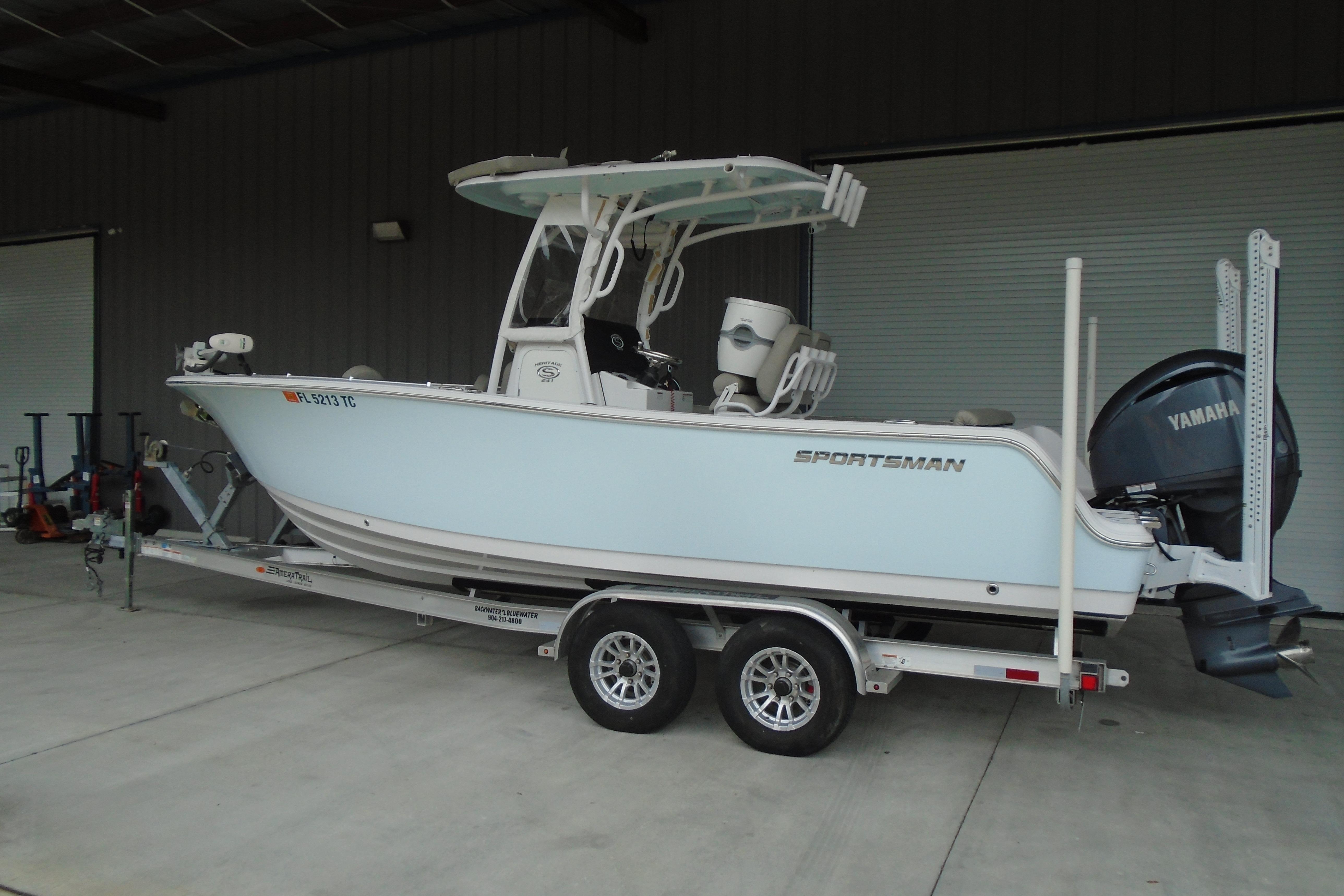 2022 Sportsman Heritage 241 Center Console