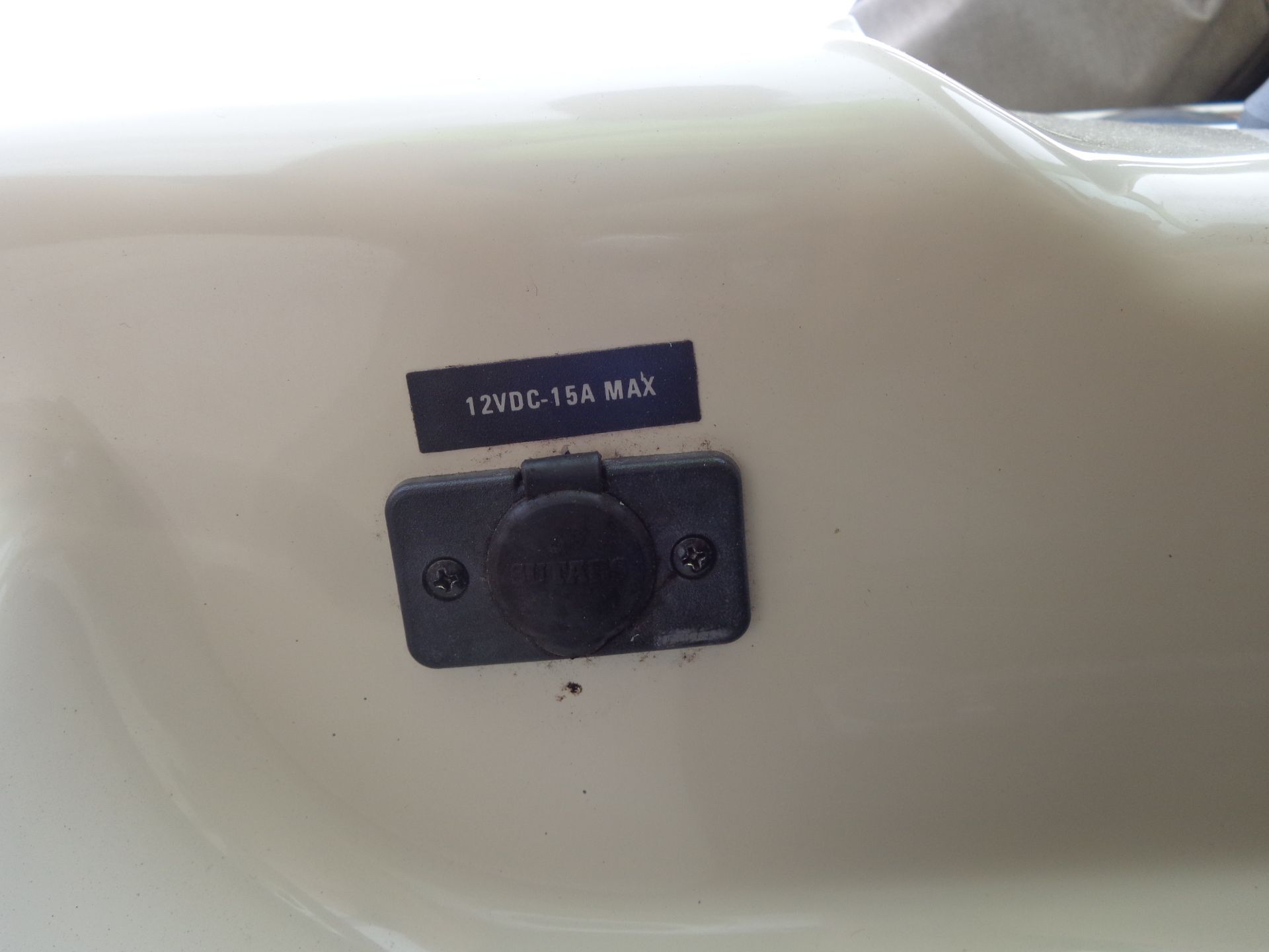 1999 Sea Ray Express Cruiser - 34