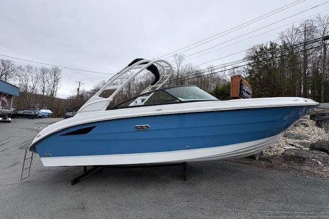 2026 Sea Ray SDX 250
