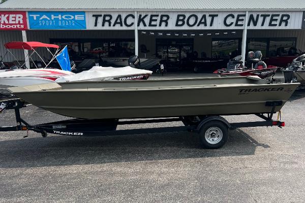 2025 Tracker Grizzly 2072 Utility