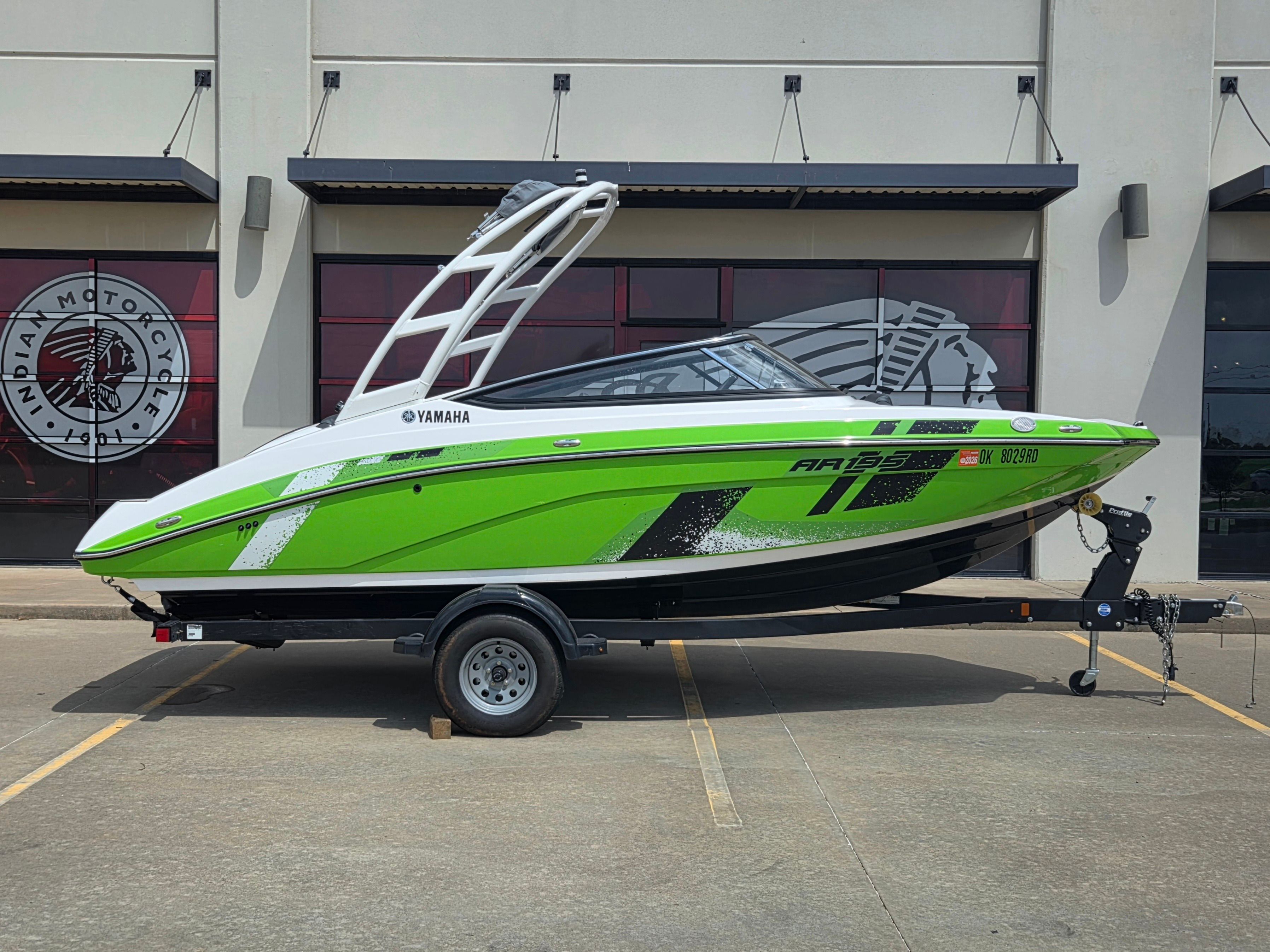 2022 Yamaha Boats AR195