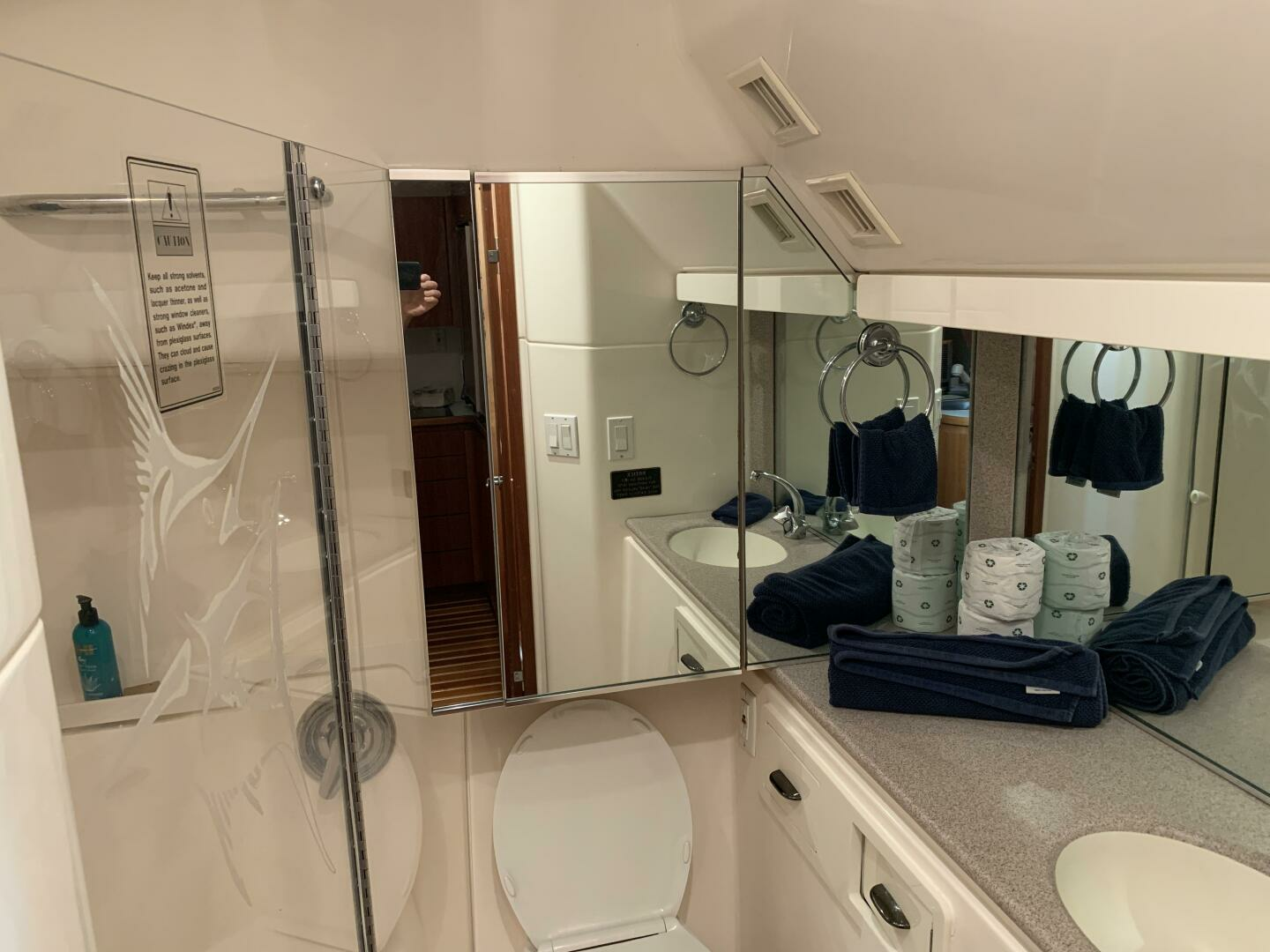 1999 Tiara Yachts 43 Open - Image 2