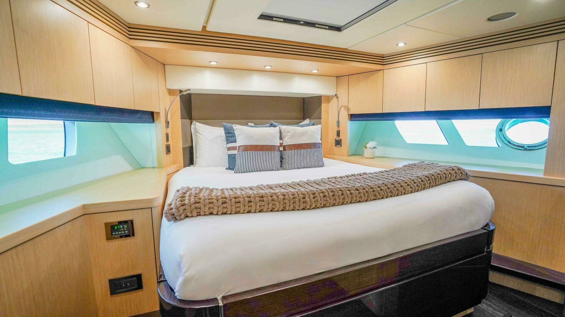 2016 Sunseeker 75 Yacht - Image 45