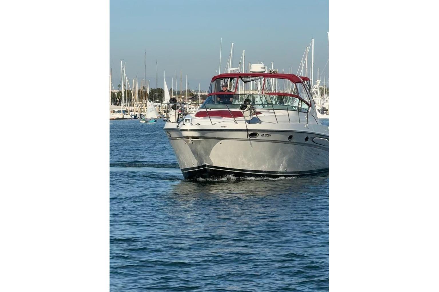 1998 Maxum 3700 SCR