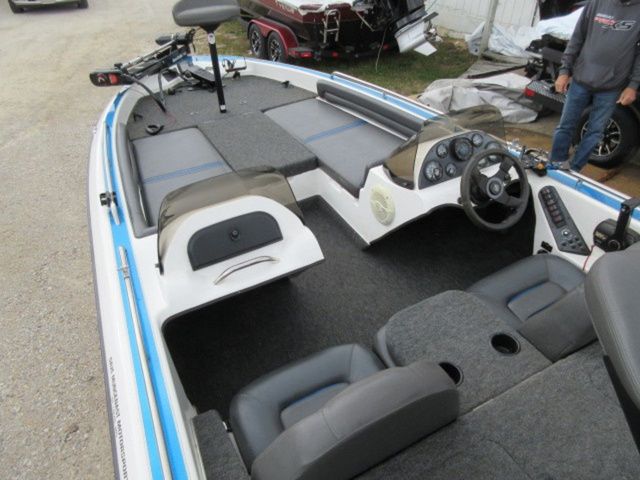 1999 Champion 186 FISH N SKI / 2006 MERCURY 150 OPTIMAX - 17