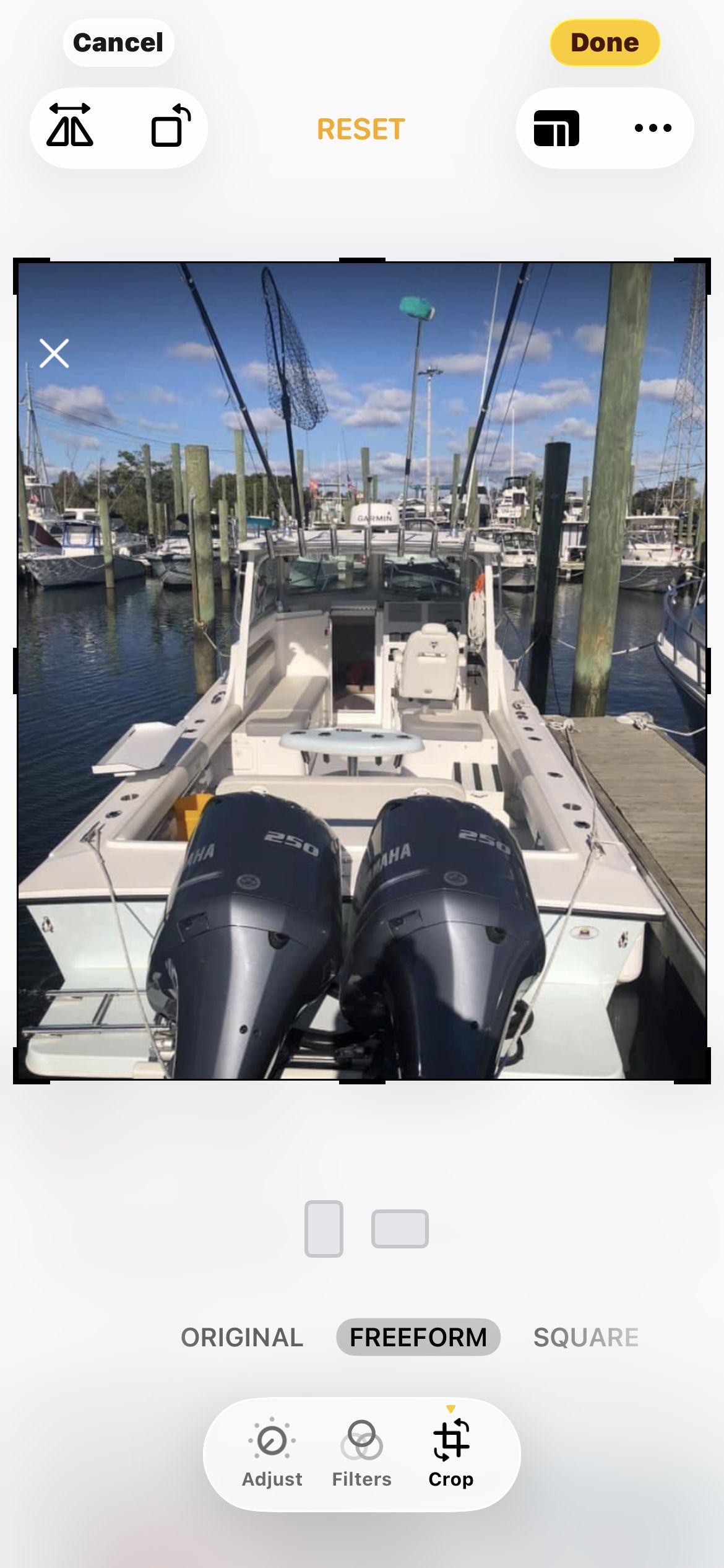 The image shows a 2019 Steiger Craft 28 Miami boat docked at a marina.