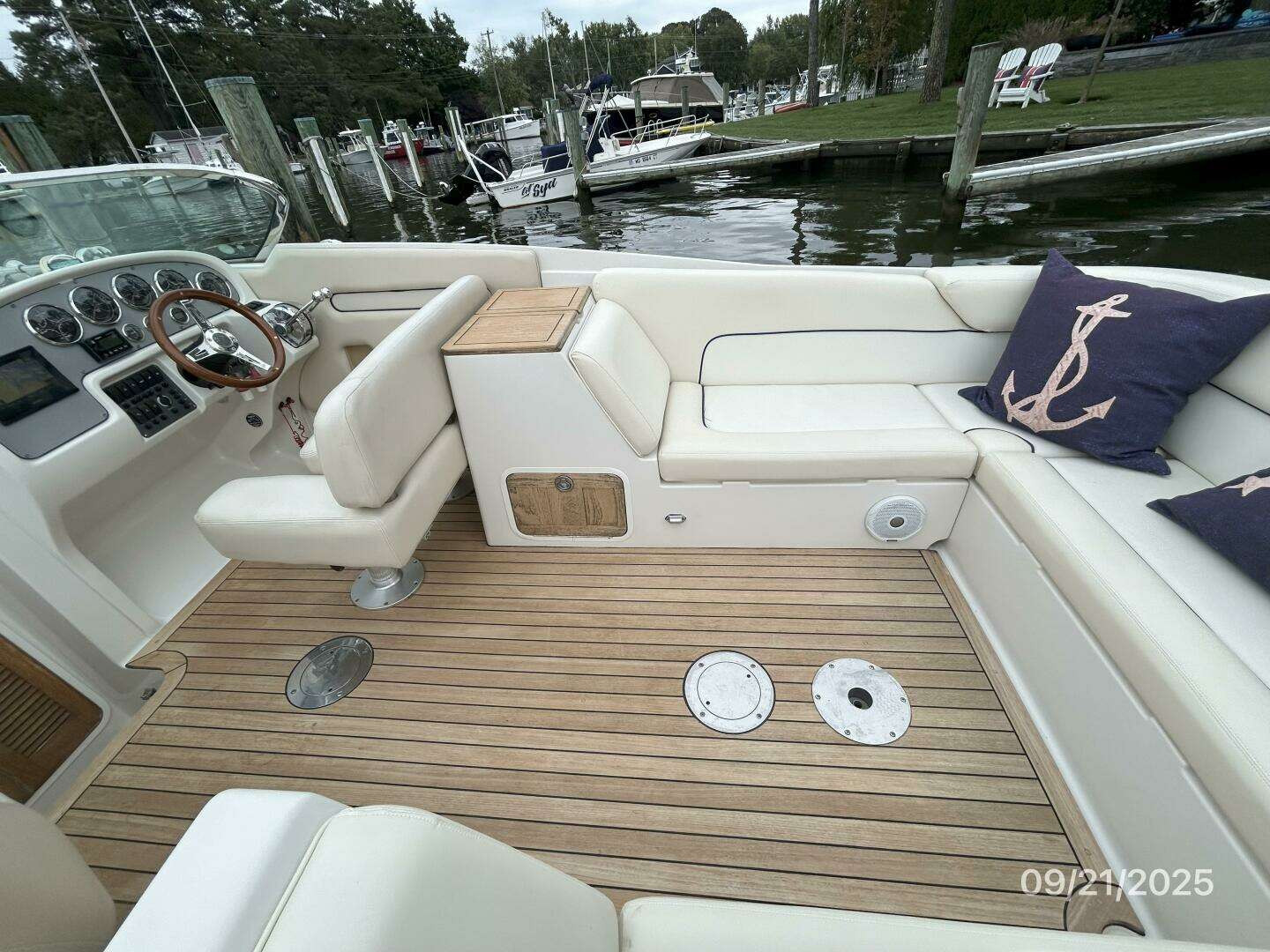 2006 Chris-Craft Corsair Heritage Edition - Image 24