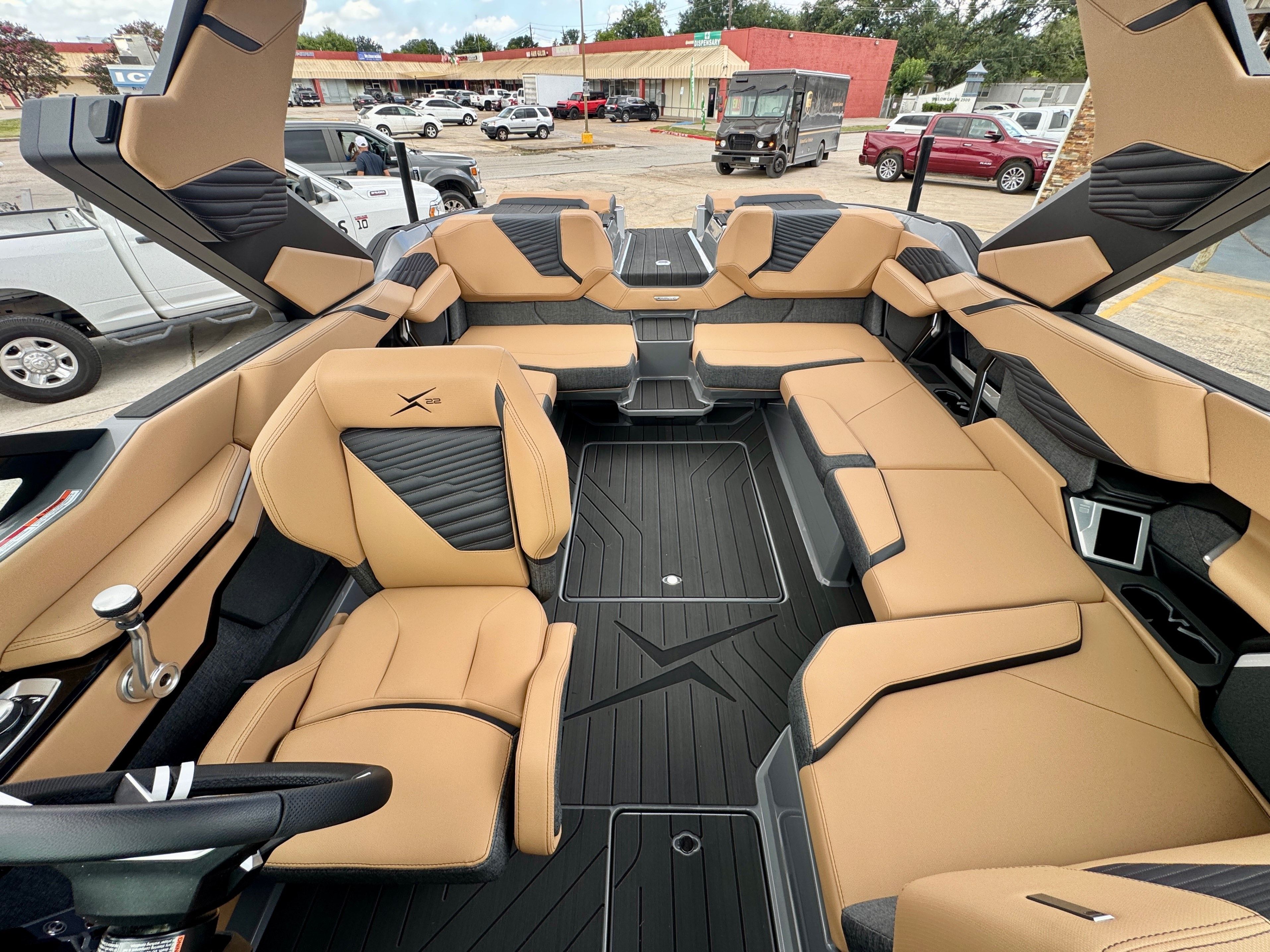 2026 MasterCraft X22 - 12