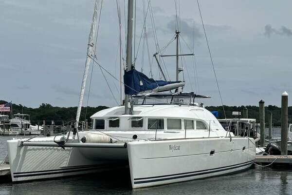 2000 Lagoon 380