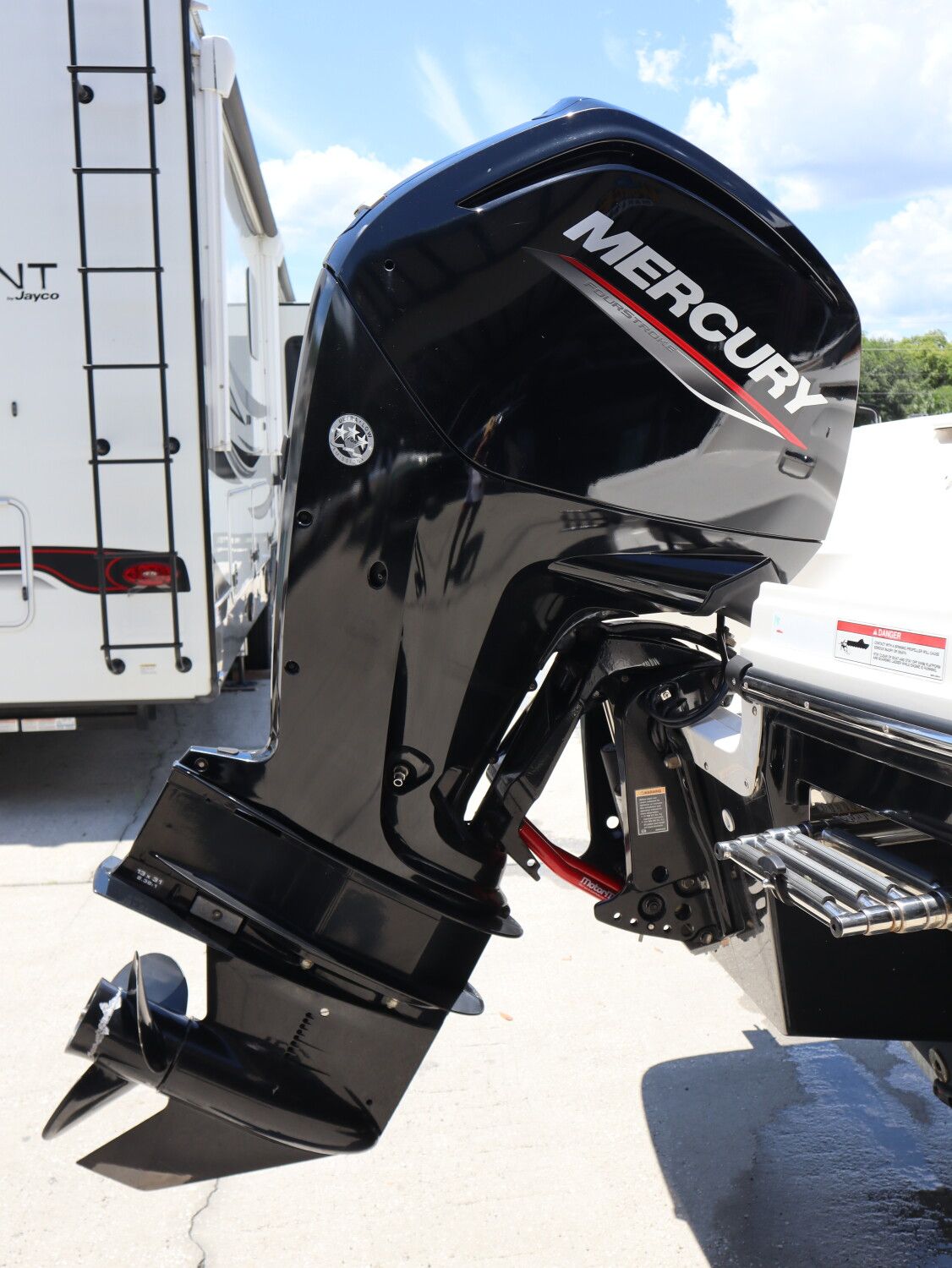 2021 Bayliner VR4 Bowrider Outboard - 8