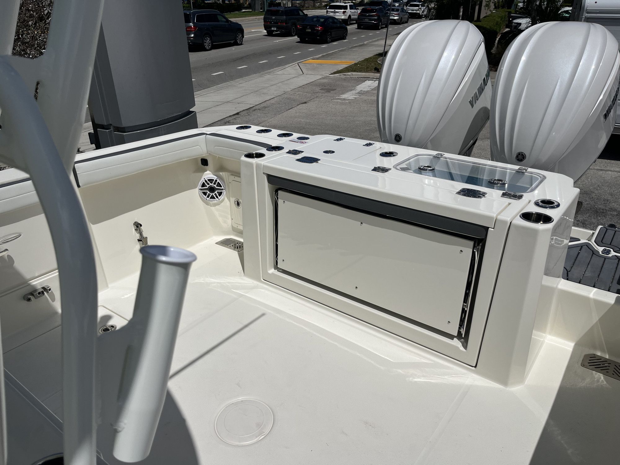 2026 Cobia 285 Open Center Console - 37