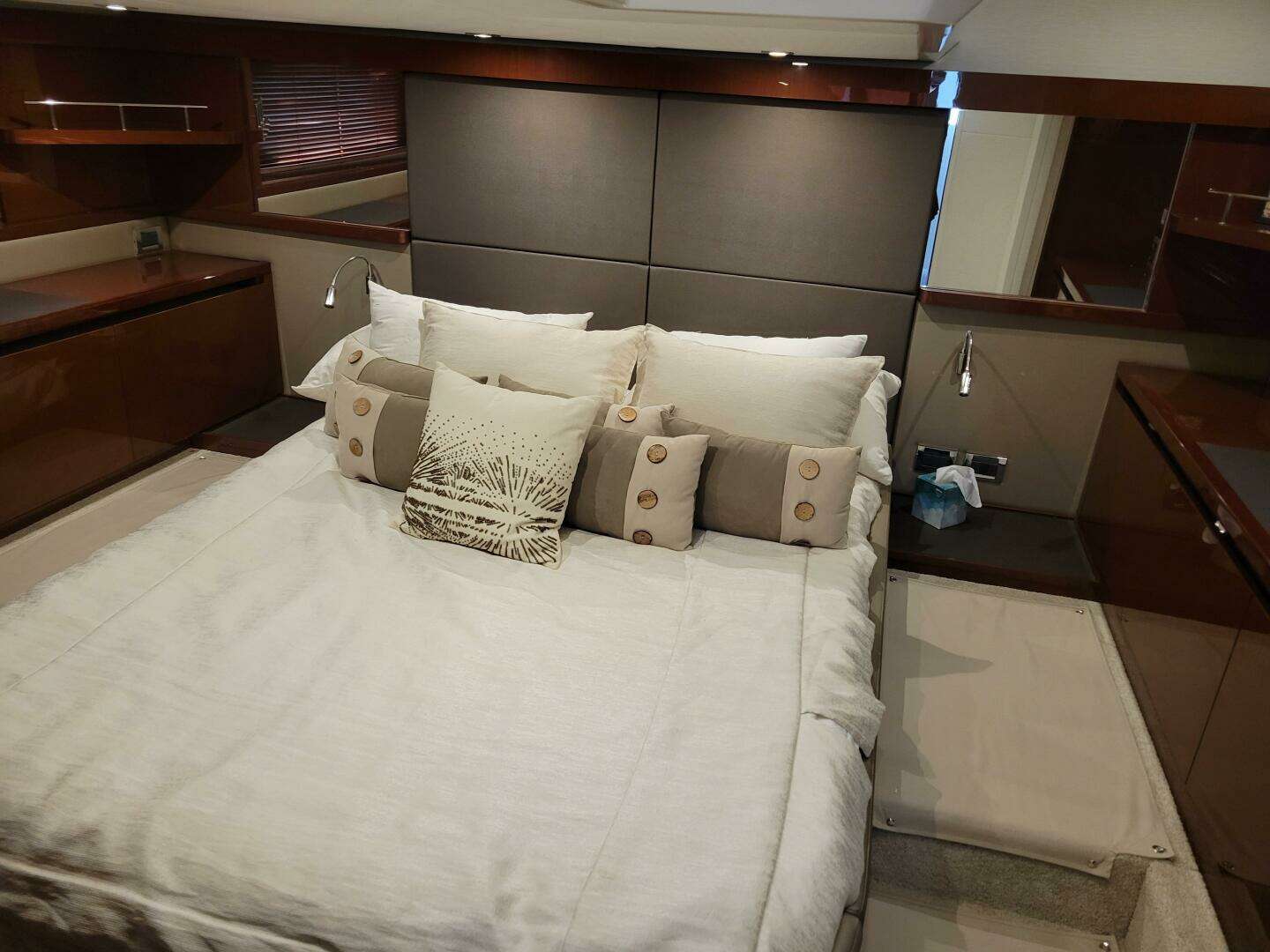 2017 Sea Ray Sundancer 460 - Image 23