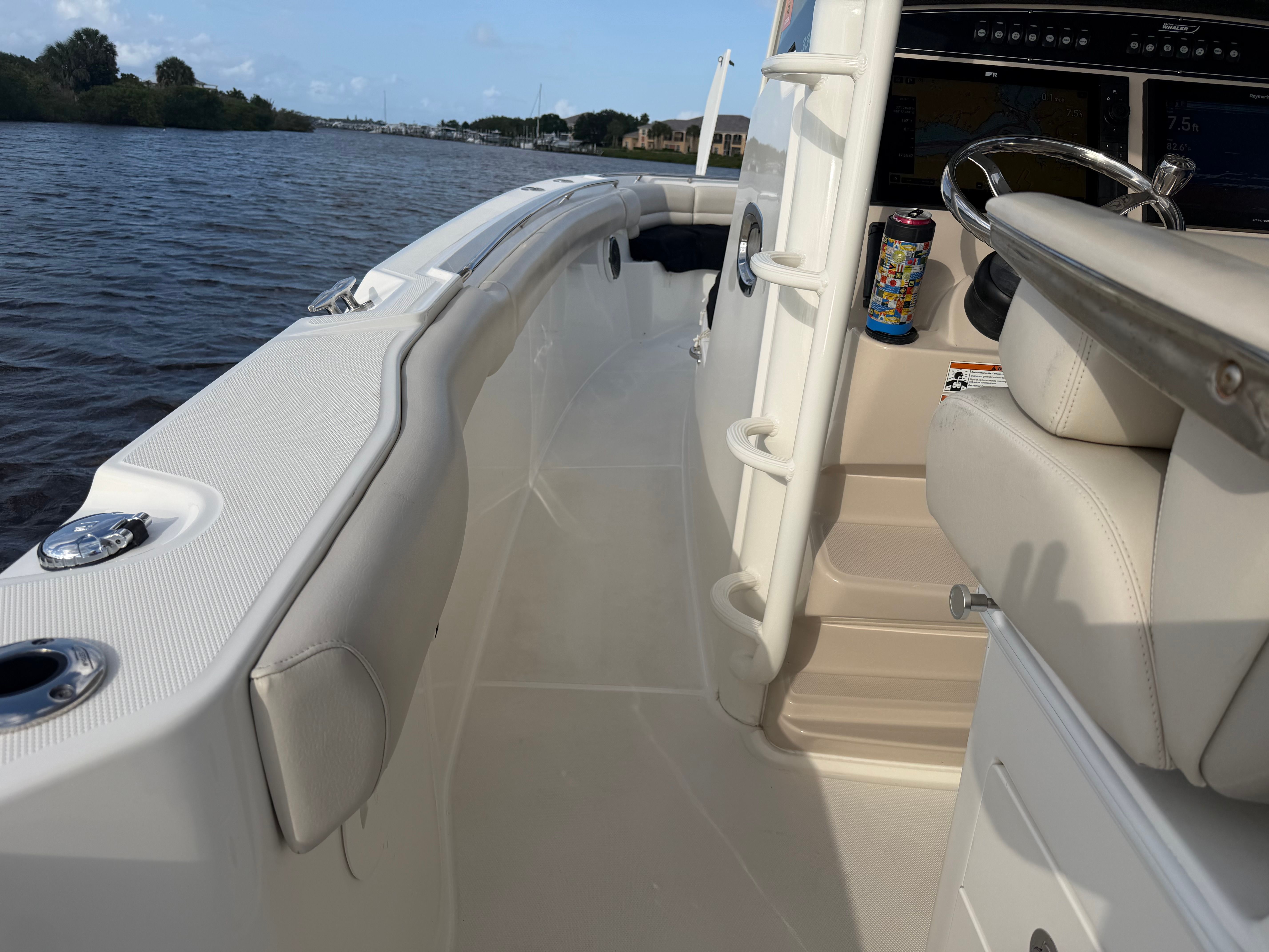 2021 Boston Whaler 330 Outrage - 29