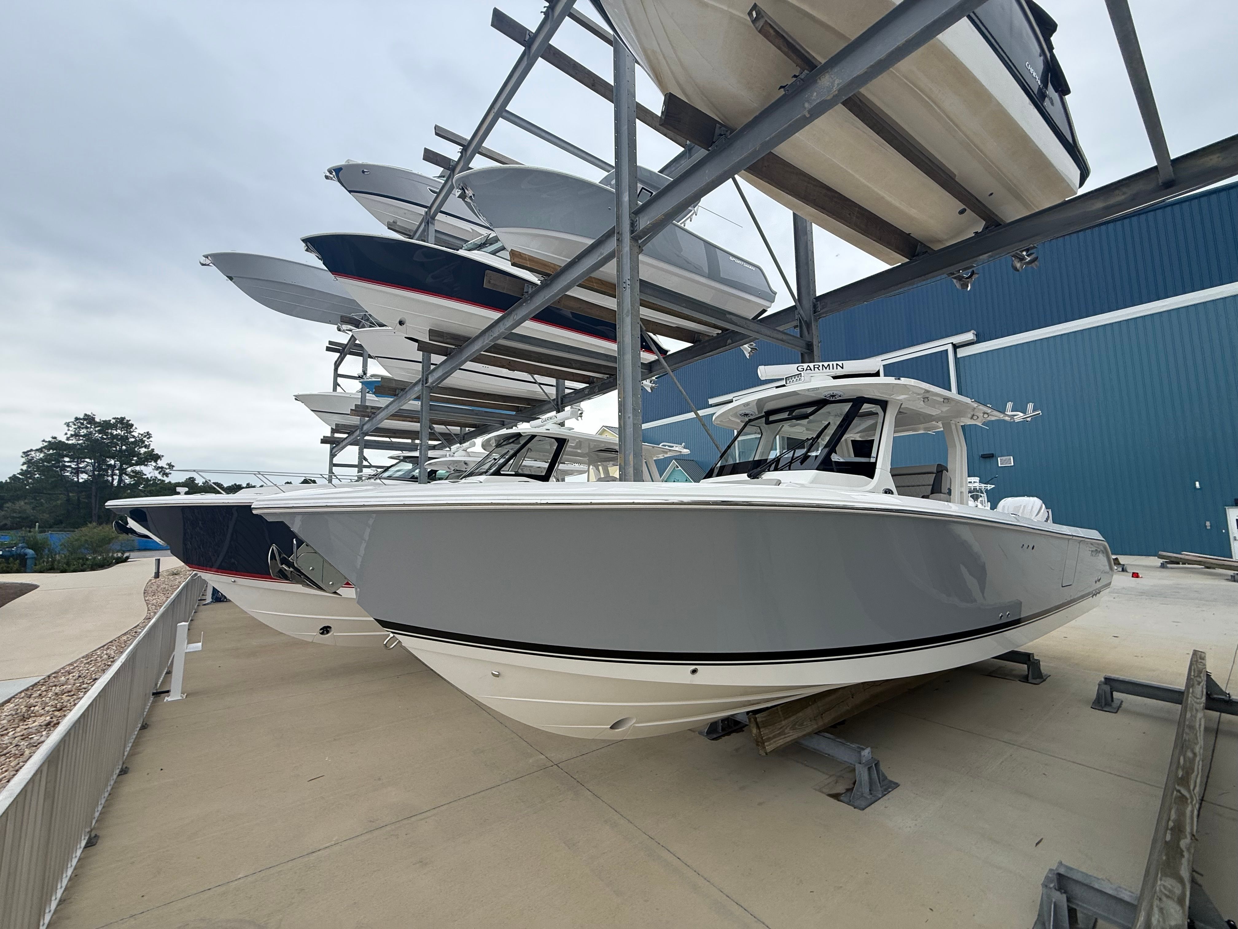2026 Pursuit S 328 Sport