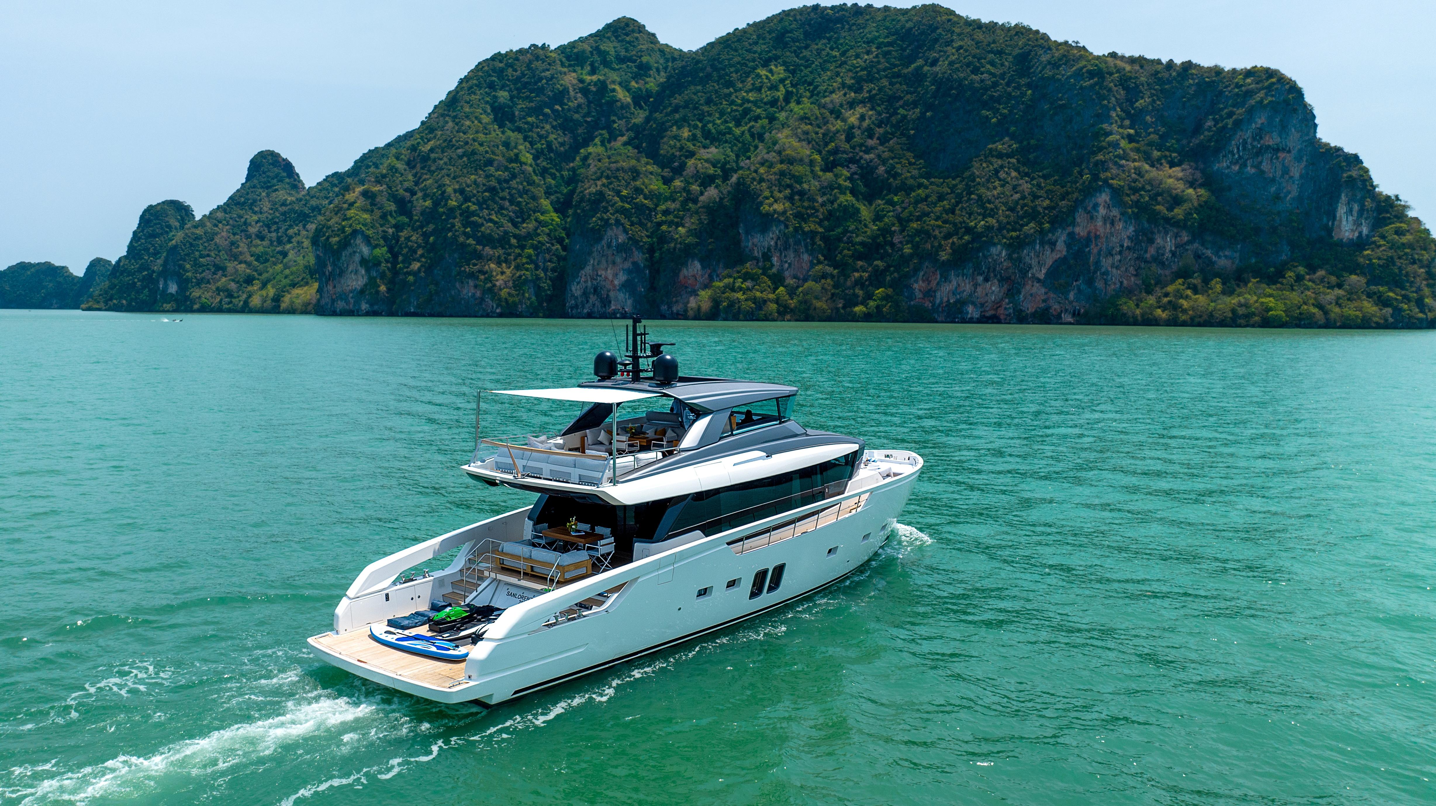 2023 Sanlorenzo SX76