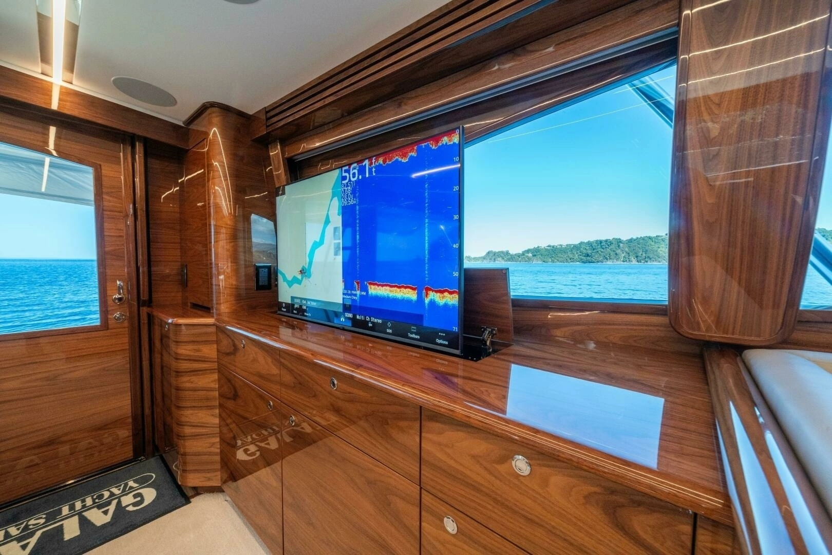2027 Viking 64 Convertible - Image 5