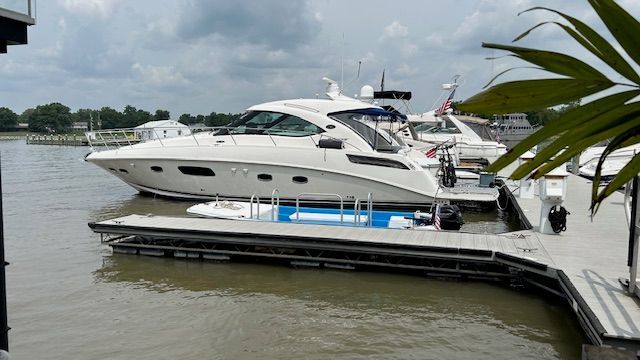 2009 Sea Ray 43 Sundancer - 4
