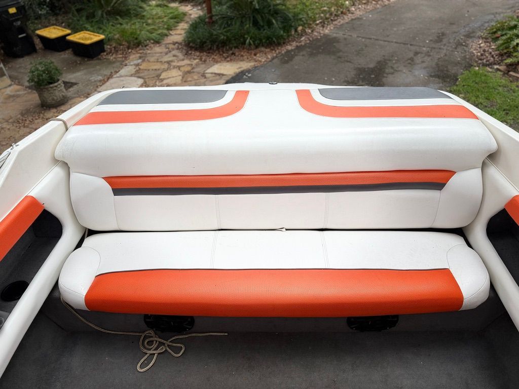 1998 Chaparral 2130 SS - 17