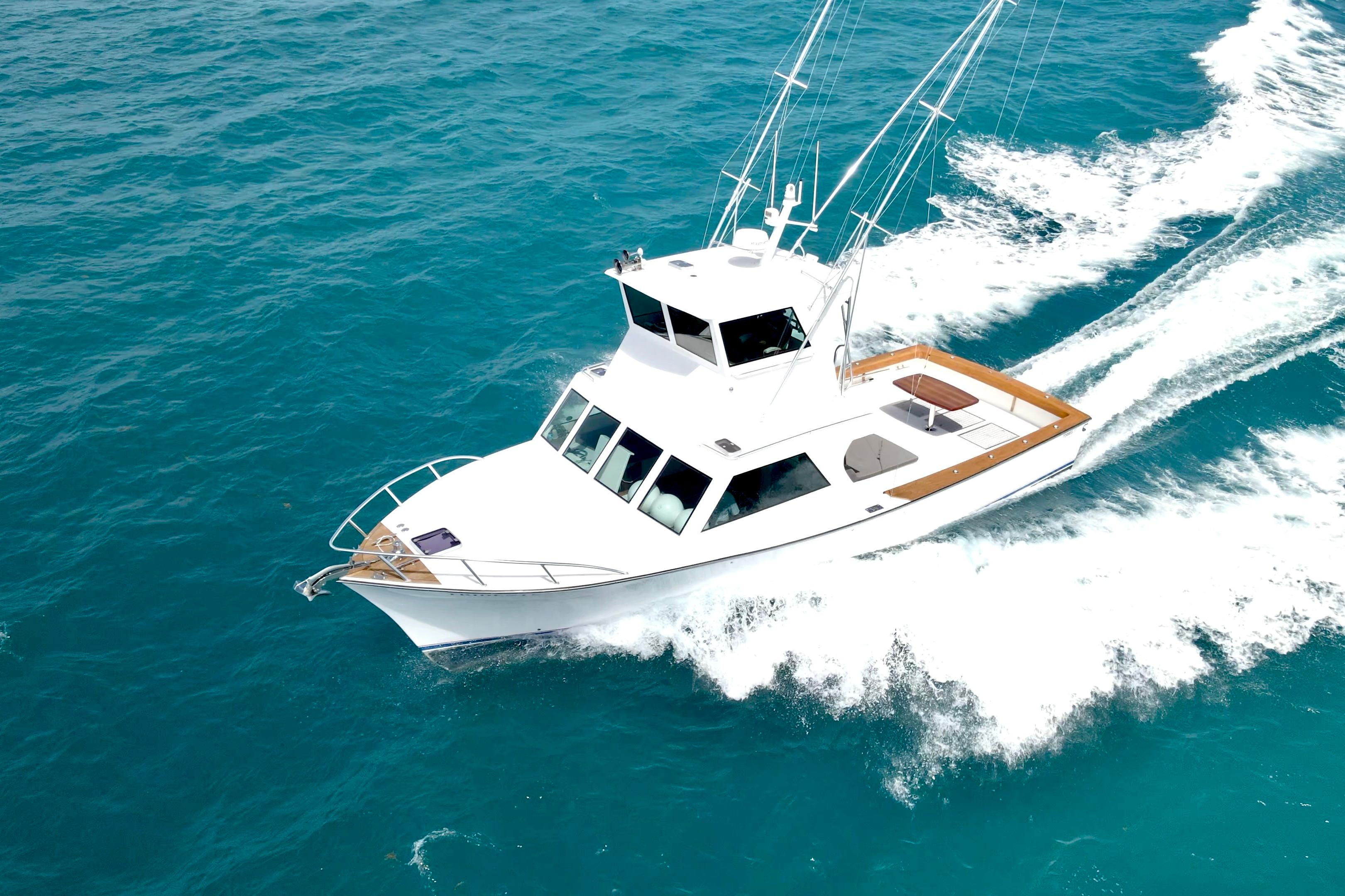 1982 Custom Torres Boat Mfg. Flybridge 43