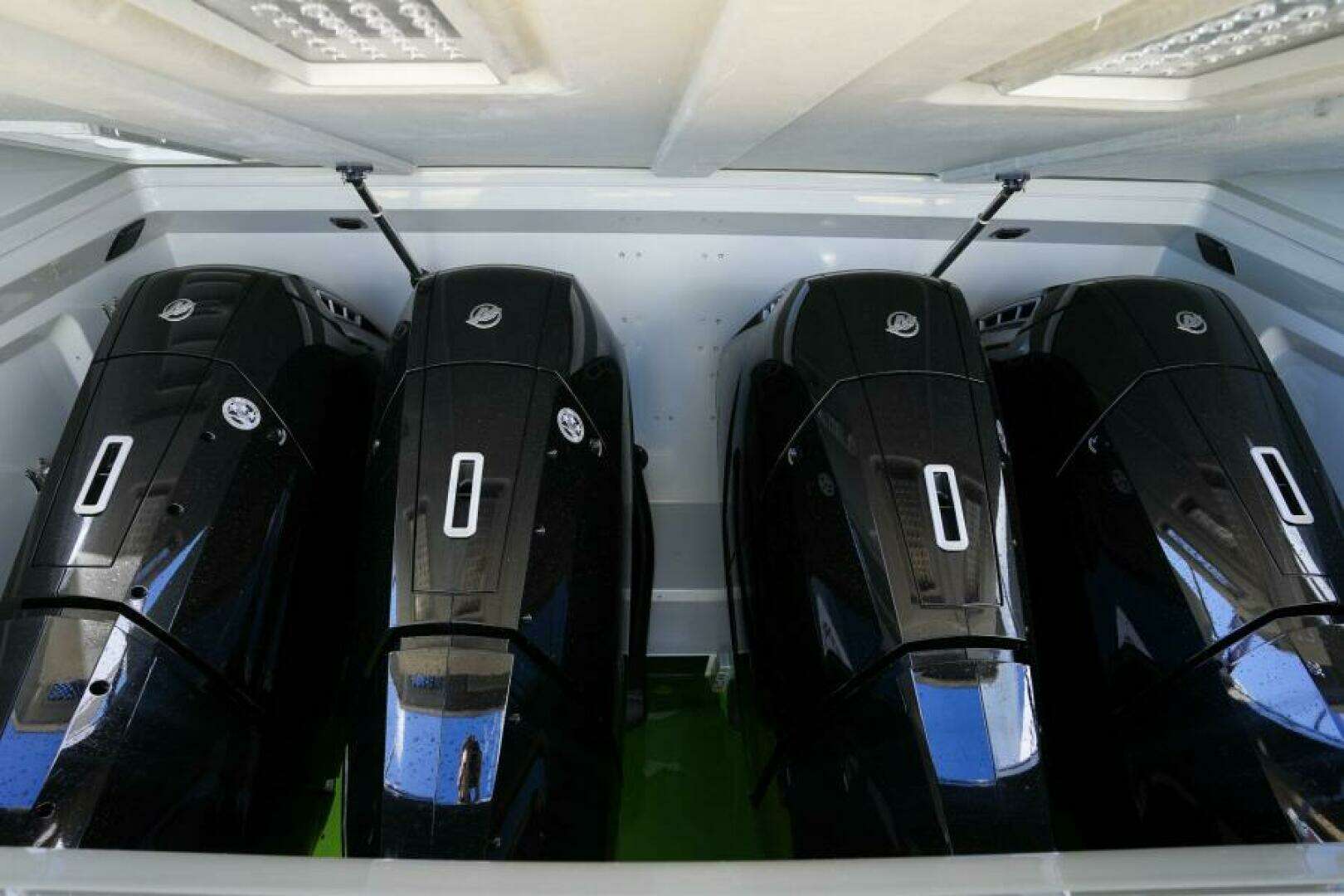 2026 De Antonio Yachts D60 - Image 9