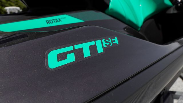 2026 Sea-Doo GTI SE 170 Tech Package with Audio iDF and iBR - 17