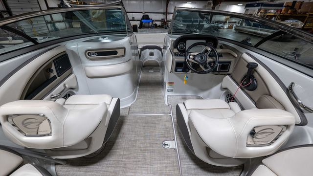 2020 Crownline E 255 - 9