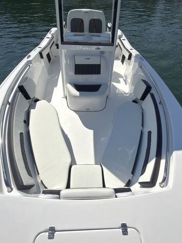 2026 Tidewater LXF 220 - 9