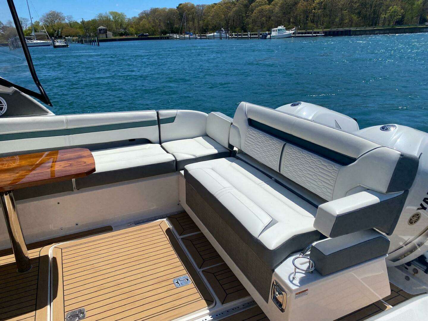2019 Tiara Yachts 34LX - Image 18