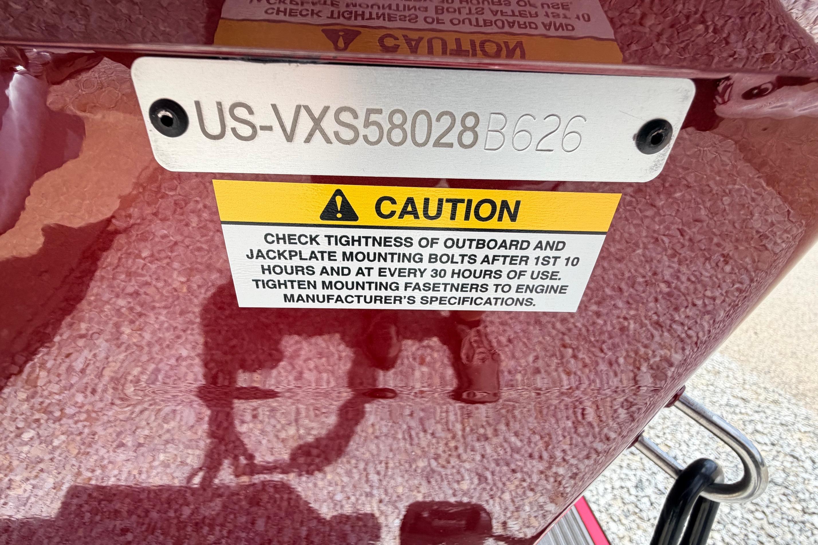 2026 Vexus AVX1985s caution label with serial number and maintenance instructions.