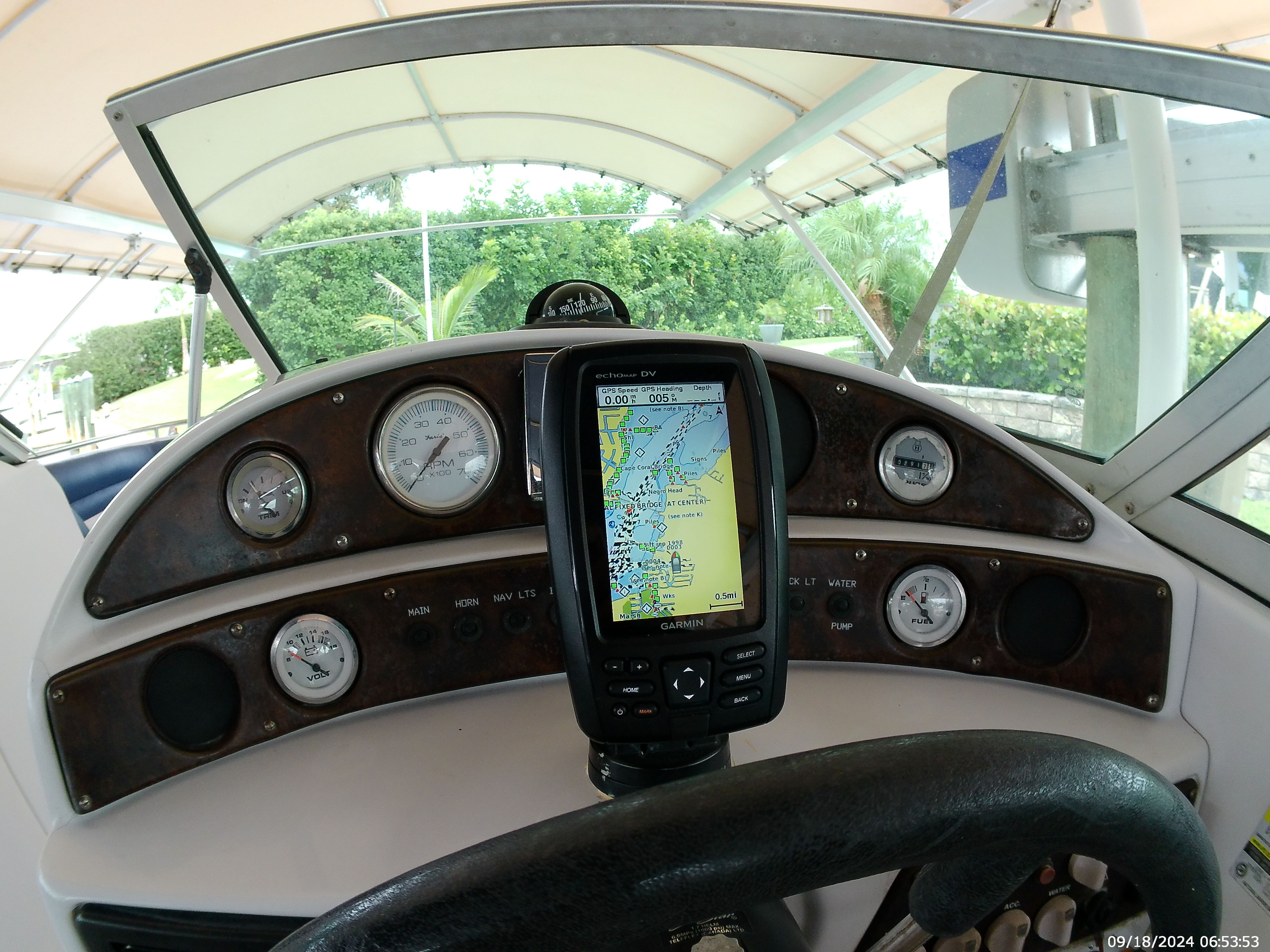2000 Godfrey / Hurricane Sundeck 237 I/O - 51