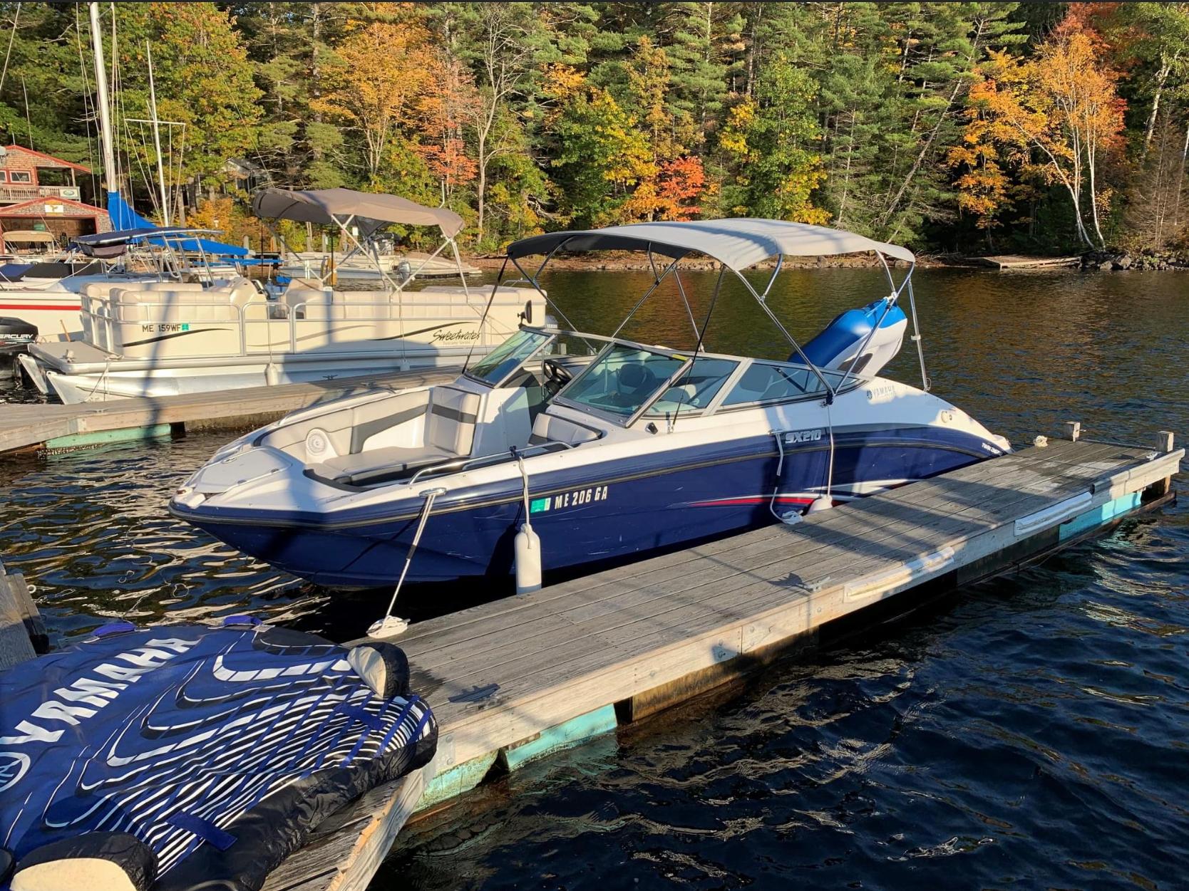 2015 Yamaha Boats SX210