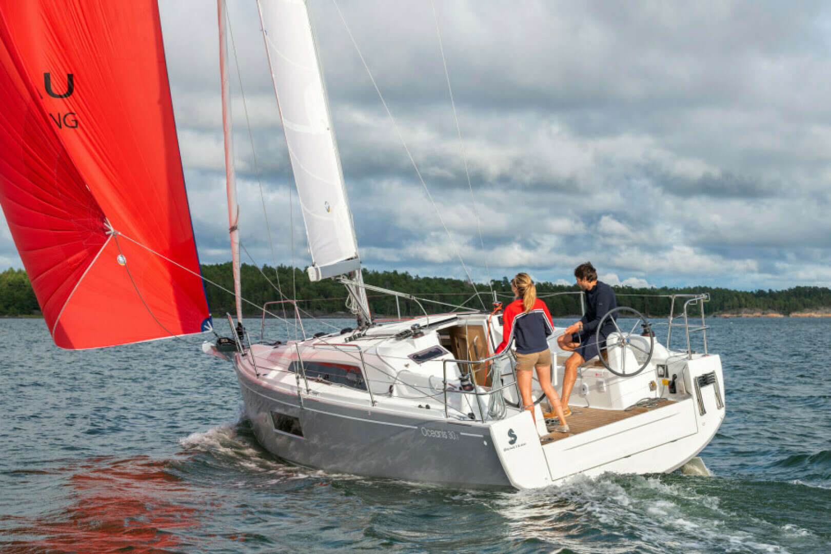 2026 Beneteau Oceanis 30.1 Swing Keel - Image 8