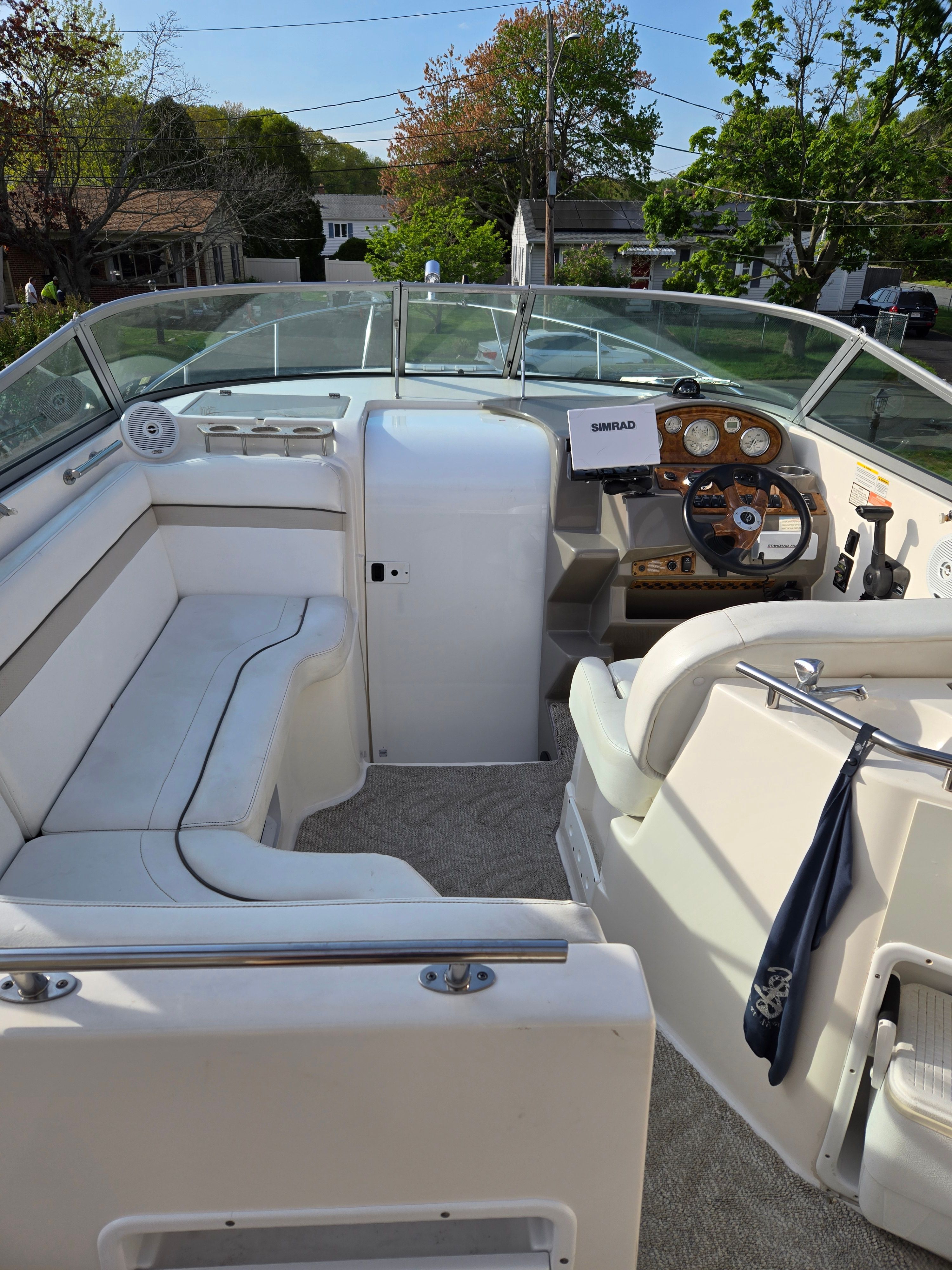 2006 Rinker 270 Express Cruiser - 14