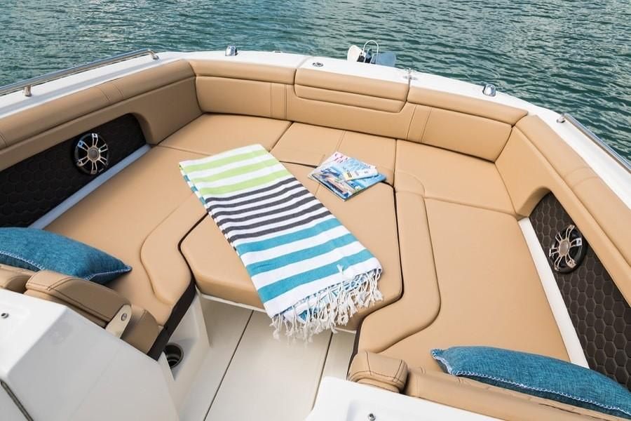 2023-Sea-Ray-SDX-290-Outboard-MarineMax