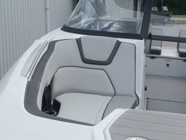 2022 Yamaha Boats AR250 - 14
