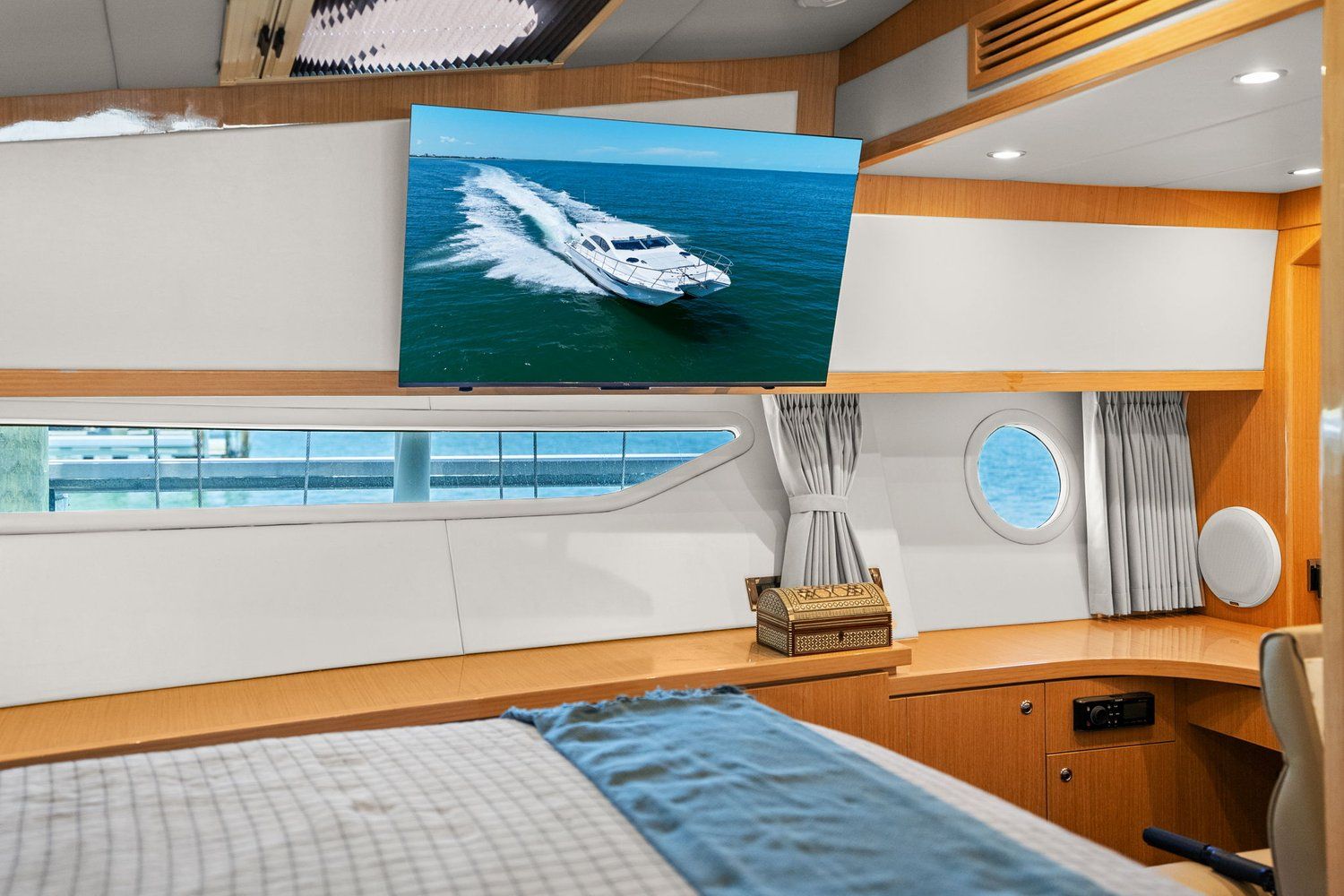 2018 Mym/Mares 47 OUTBOARD EXPRESS CATAMARAN - 54