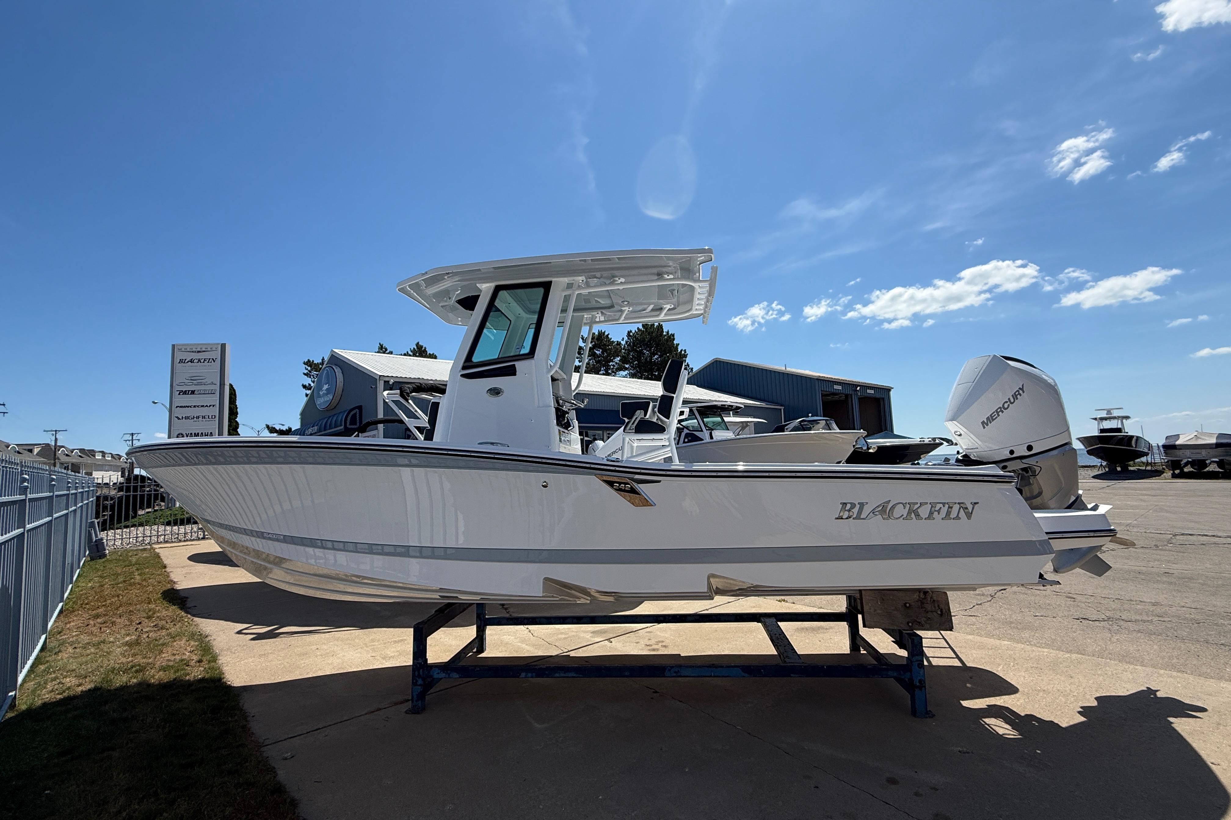 2026 Blackfin 242 HB