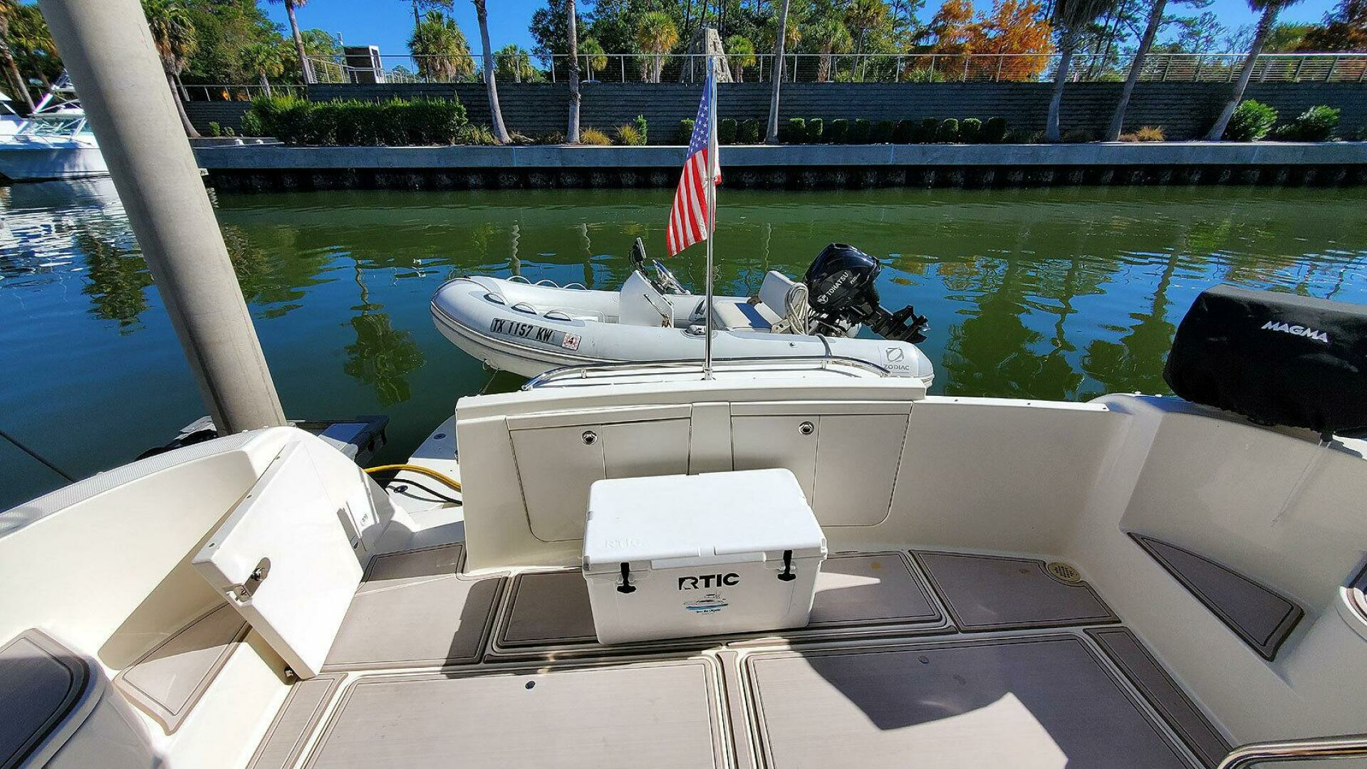 2004 Meridian 411 Sedan Bridge - Image 10