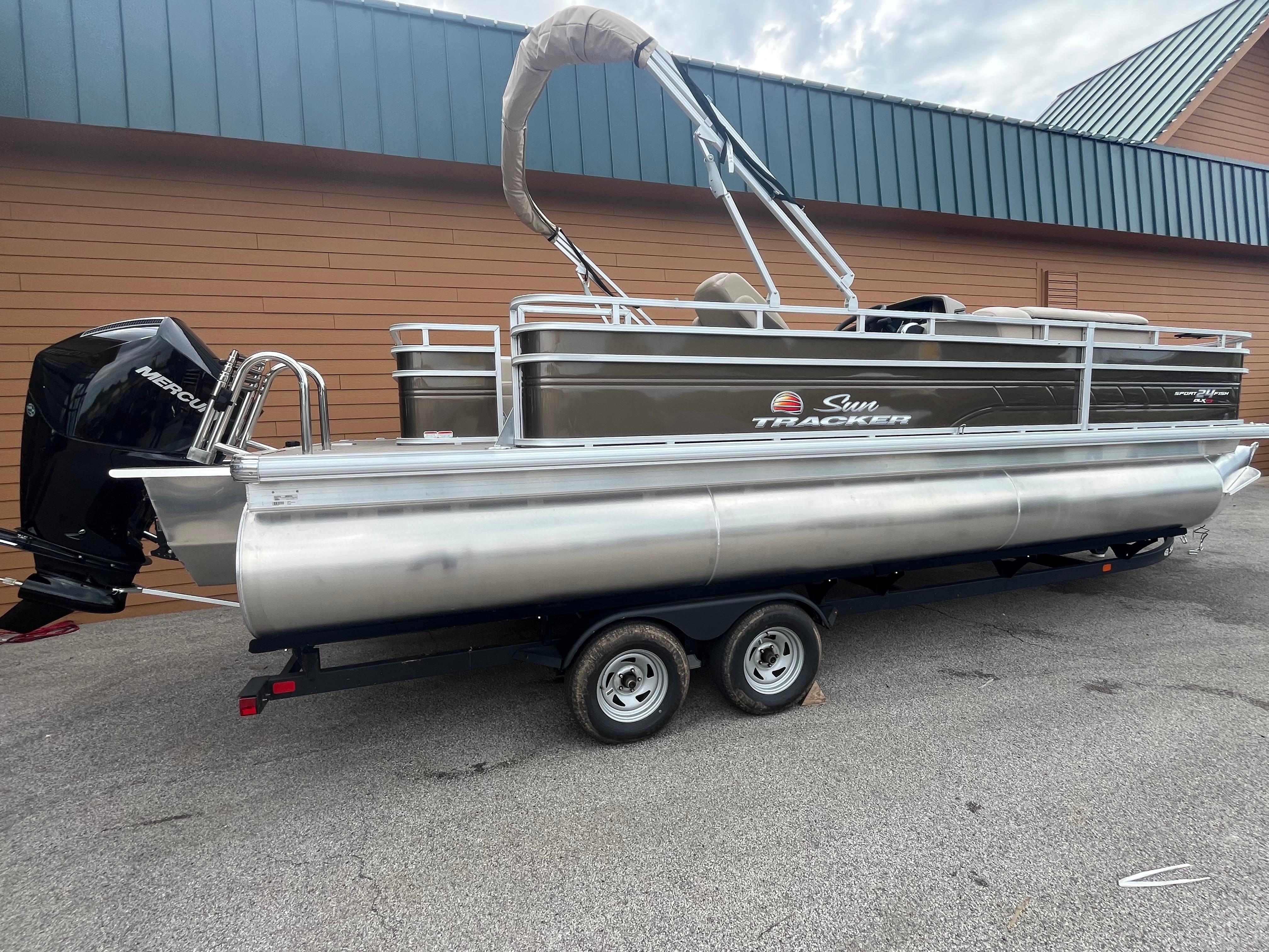 2025 Sun Tracker Sportfish 24 XP3 - 62