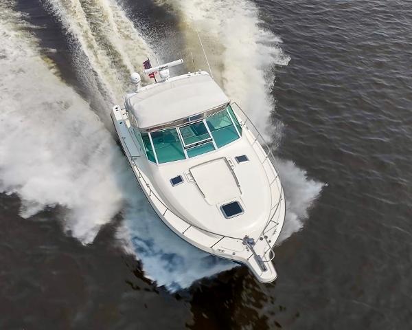 1996 Tiara Yachts 3500 Express cruising on the water.