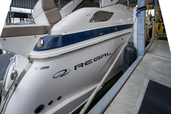 2016 Regal 28 Express - 78