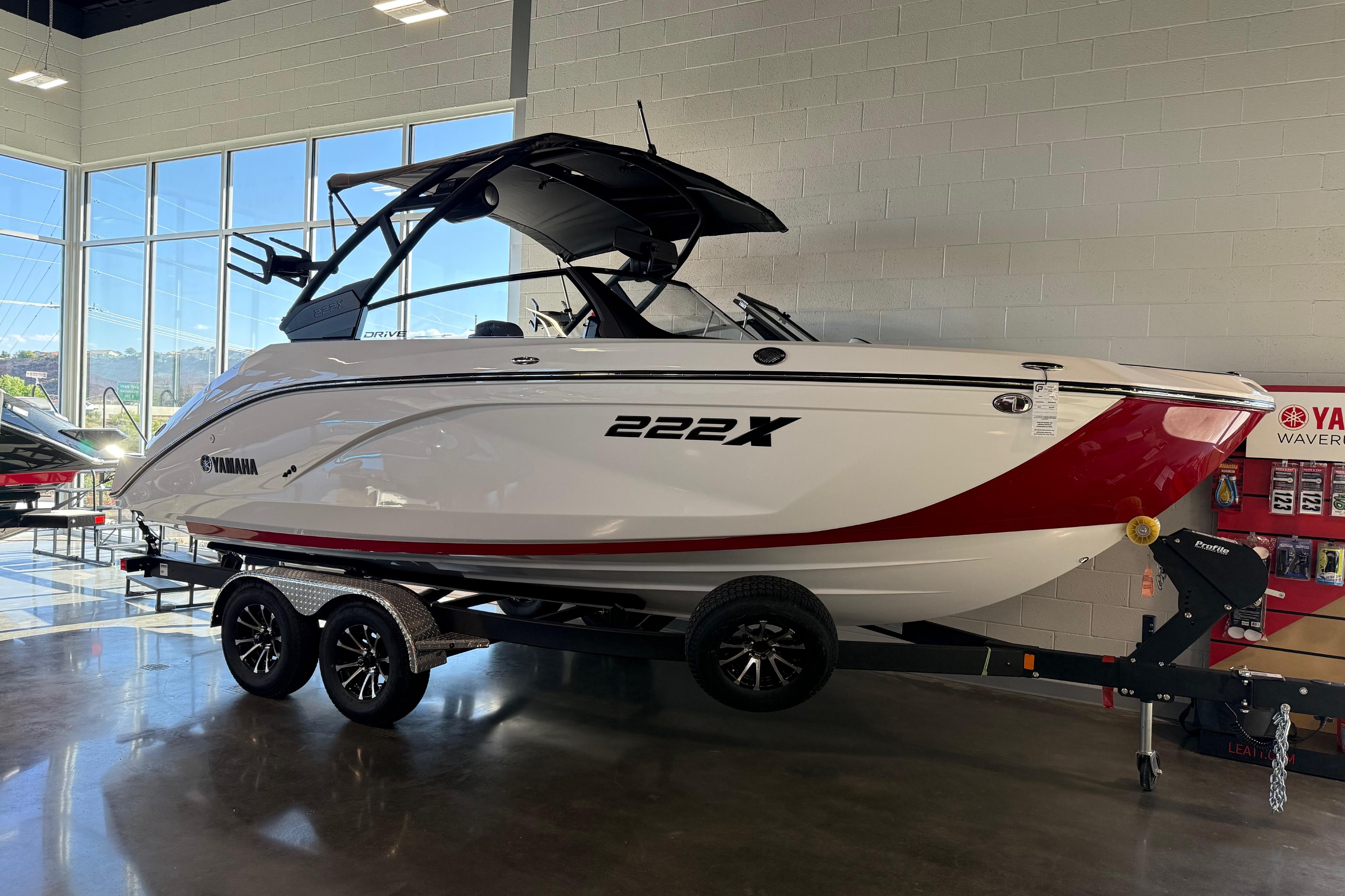 2026 Yamaha Boats 222XD