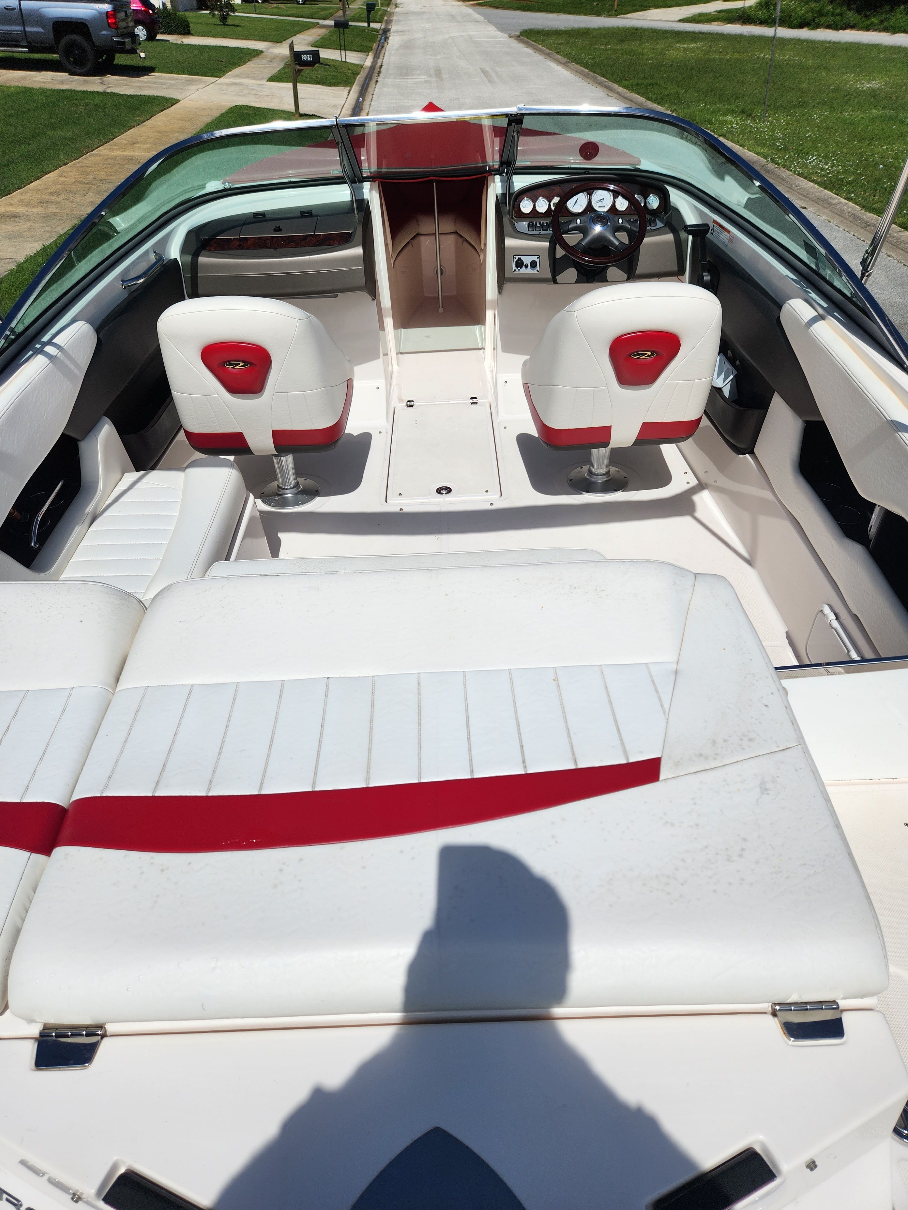 2006 Regal 2200 Bowrider - 3
