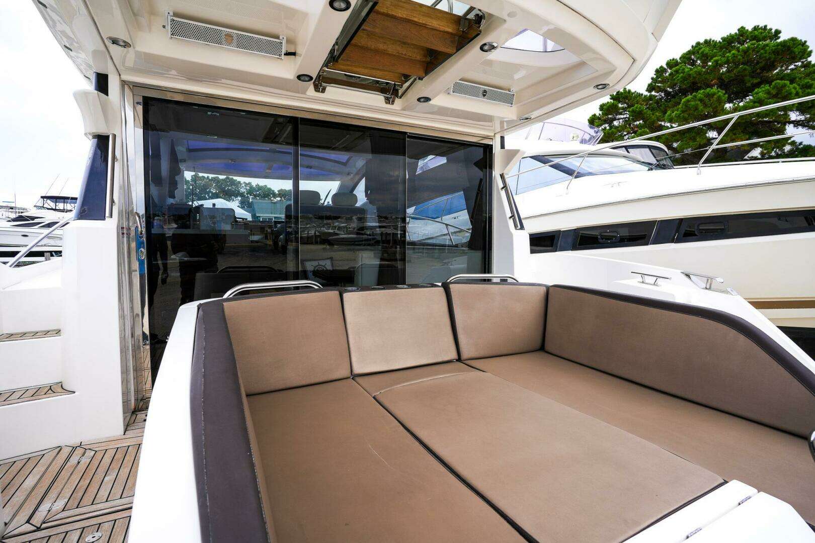 2017 Galeon 43 SKY - Image 12